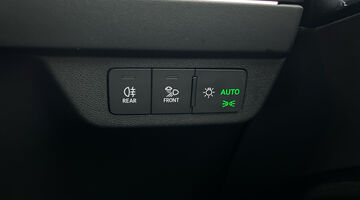 2025 Audi 45 S line Auto 5-door 82kWh (Blue) - Image: 34