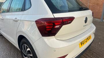 2023 Volkswagen 1.0 TSI Life Euro 6 5-door (Grey) - Image: 22