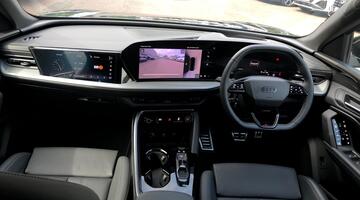 2025 Audi 2.0 TDI Launch Edition S Tronic quattro Euro 6 5-door (Black) - Image: 8