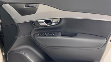 2024 Volvo 2.0 B5 MHEV Plus Auto 4WD Euro 6 5-door (Unlisted) - Image: 16