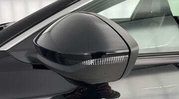 2025 Audi 100kWh S line Auto quattro 5-door (Black) - Image: 38