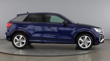 2026 Audi S line 35 TFSI 150 PS S tronic (Blue) - Image: 4