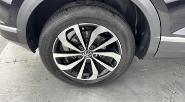 2022 Volkswagen TSI Style DSG Euro 6 5-door (Black) - Image: 22