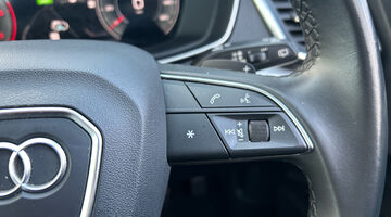 2022 Audi 2.0 TDI 40 Sport Sportback S Tronic quattro Euro 6 5-door (Black) - Image: 24