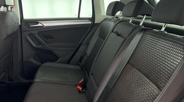 2022 Volkswagen TSI Active DSG Euro 6 5-door (Grey) - Image: 33