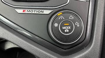 2021 Volkswagen 2.0 TDI Match DSG 4Motion Euro 6 5-door (White) - Image: 7