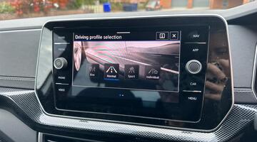 2025 Volkswagen TSI EVO R-Line DSG Euro 6 5-door (Silver) - Image: 61