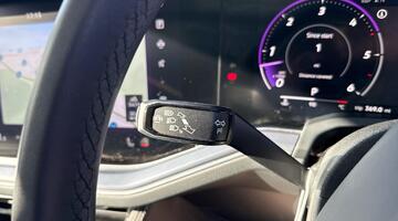 2025 Volkswagen 3.0 TDI V6 Black Edition Tiptronic 4Motion Euro 6 5-door (Red) - Image: 28