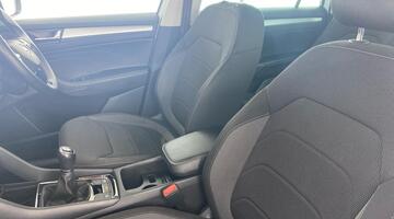 2022 Škoda TSI ACT SE Drive Euro 6 5-door (7 Seat) (White) - Image: 33