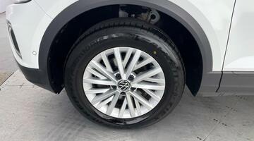 2022 Volkswagen TSI Life Euro 6 5-door (White) - Image: 34