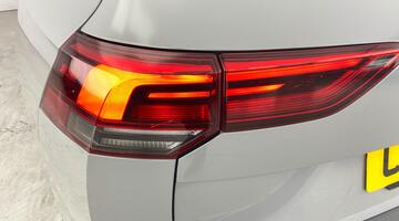 2023 Volkswagen ETSI MHEV R-Line DSG Euro 6 5-door (Grey) - Image: 33