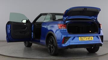 2023 Volkswagen TSI R-Line DSG 2WD Euro 6 2-door (Multicolour) - Image: 11