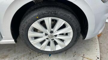 2019 Volkswagen 1.0 TSI SEL Euro 6 5-door (Silver) - Image: 5