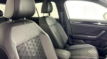 2022 Volkswagen TSI R-Line DSG Euro 6 5-door (White) - Image: 19