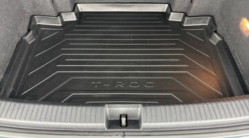 2022 Volkswagen TSI Style 2WD Euro 6 2-door (Multicolour) - Image: 30