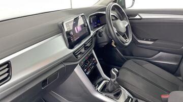 2023 Volkswagen 1.0 TSI Life Euro 6 5-door (Grey) - Image: 2