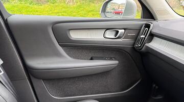 2024 Volvo 2.0 B4 MHEV Ultra Bright DCT Auto Euro 6 5-door (Silver) - Image: 66