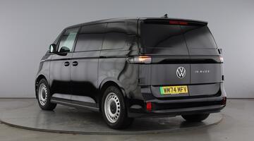 2024 Volkswagen Pro 79kWh Commerce Auto 5-door (Black) - Image: 3