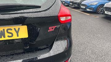 2018 Ford 2.0 TDCi ST-3 Euro 6 5-door (Black) - Image: 25