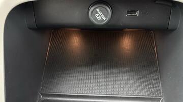 2021 Volvo 2.0 B4 MHEV Inscription Auto Euro 6 5-door (Grey) - Image: 27