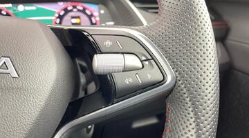 2025 Škoda 2.0 TSI vRS DSG Euro 6 5-door (Red) - Image: 13