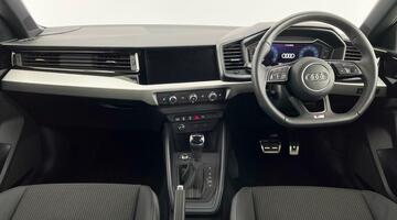 2025 Audi TFSI 35 Black Edition Sportback S Tronic Euro 6 5-door (Red) - Image: 8