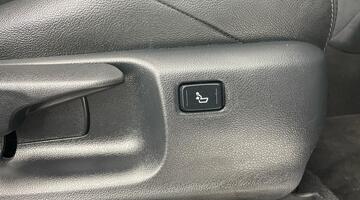 2019 Toyota VVT-h Dynamic CVT Euro 6 5-door (Grey) - Image: 24