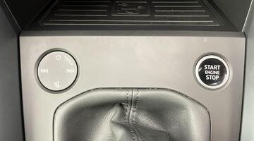 2025 Audi TFSI 30 Sport Euro 6 4-door (White) - Image: 7