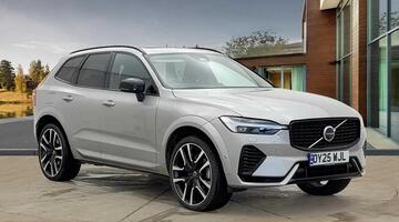 2025 Volvo 2.0h T8 18.8kWh Ultra Dark Auto Euro 6 5-door (Silver) - Image: 1