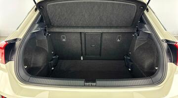 2025 Volkswagen 2.0 TDI R-Line DSG Euro 6 5-door (Grey) - Image: 29