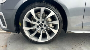 2024 Audi 2.0 TFSI 40 S line S Tronic Euro 6 4-door (Grey) - Image: 5