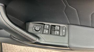 2022 CUPRA TSI V1 DSG Euro 6 5-door (Black) - Image: 18