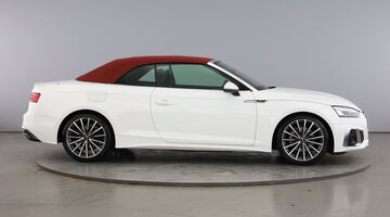 2021 Audi 2.0 TFSI 40 S line S Tronic Euro 6-door (White) - Image: 4