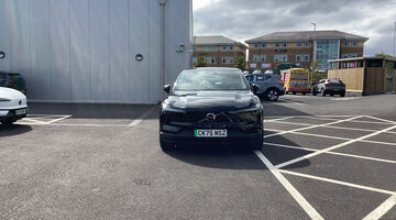 2025 Volvo Twin Performance 69kWh Plus Auto 5-door (Black) - Image: 12