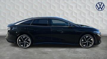 2025 Volkswagen Pro 77kWh Match Plus Fastback Auto 5-door (Black) - Image: 4