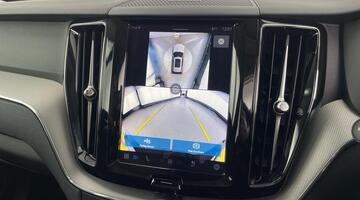 2024 Volvo 2.0 B5 MHEV Plus Auto Euro 6 5-door (Black) - Image: 32