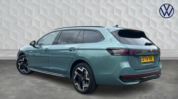 2025 Volkswagen TSI eHybrid 19.7kWh R-Line DSG Euro 6 5-door (Green) - Image: 3