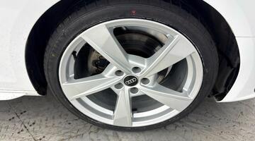 2023 Audi 2.0 TFSI 35 S line S Tronic Euro 6 4-door (White) - Image: 5