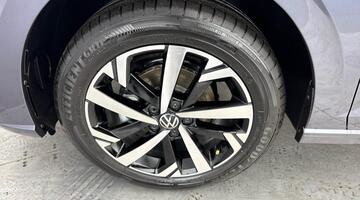 2025 Volkswagen 1.0 TSI Match DSG Euro 6 5-door (Grey) - Image: 34