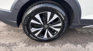 2024 Volkswagen 1.0 TSI Life Euro 6 5-door (Grey) - Image: 19