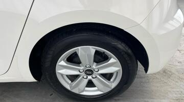 2022 Audi 1.0 TFSI 25 Technik Sportback Euro 6 5-door (White) - Image: 31