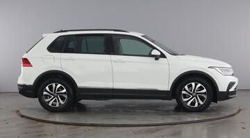 2022 Volkswagen TSI Active Euro 6 5-door (White) - Image: 4