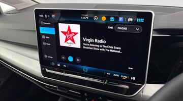 2025 Volkswagen TSI Match Euro 6 5-door (Blue) - Image: 15