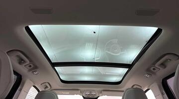 2024 Volvo 2.0h T8 18.8kWh Ultra Dark Auto 4WD Euro 6 5-door (Blue) - Image: 18