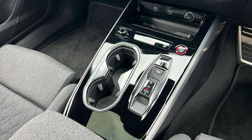 2025 Audi 2.0 TDI Launch Edition Plus S Tronic quattro Euro 6 5-door (Black) - Image: 32