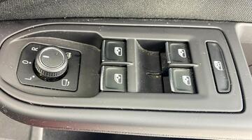 2021 Volkswagen 2.0 TSI GTI DSG Euro 6 5-door (Red) - Image: 19