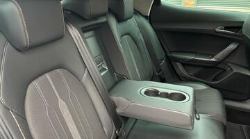 2022 CUPRA TSI V1 DSG Euro 6 5-door (Black) - Image: 17