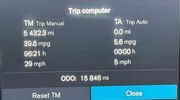 2025 Volvo 2.0 B4 MHEV Plus DCT Auto Euro 6 5-door (Blue) - Image: 12