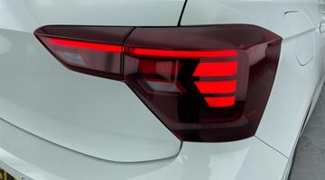 2021 Volkswagen 1.0 TSI R-Line Euro 6 5-door (White) - Image: 28