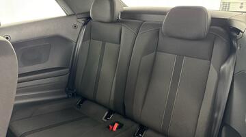 2022 Volkswagen TSI Style 2WD Euro 6 2-door (Multicolour) - Image: 33